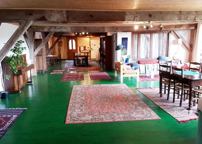 Chambres D\'Hotes La Noyeraie